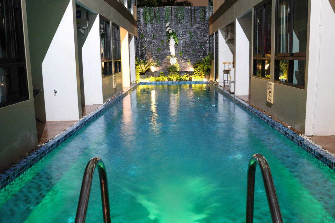 The Pool Resort Bangkok Exterior photo